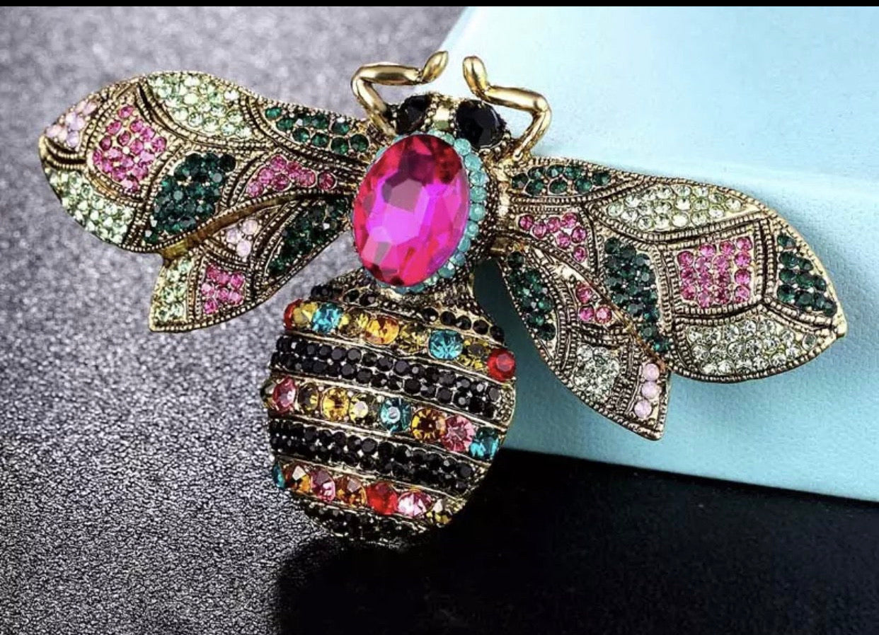 Multitasker- with our signature large Crystal Bee - large