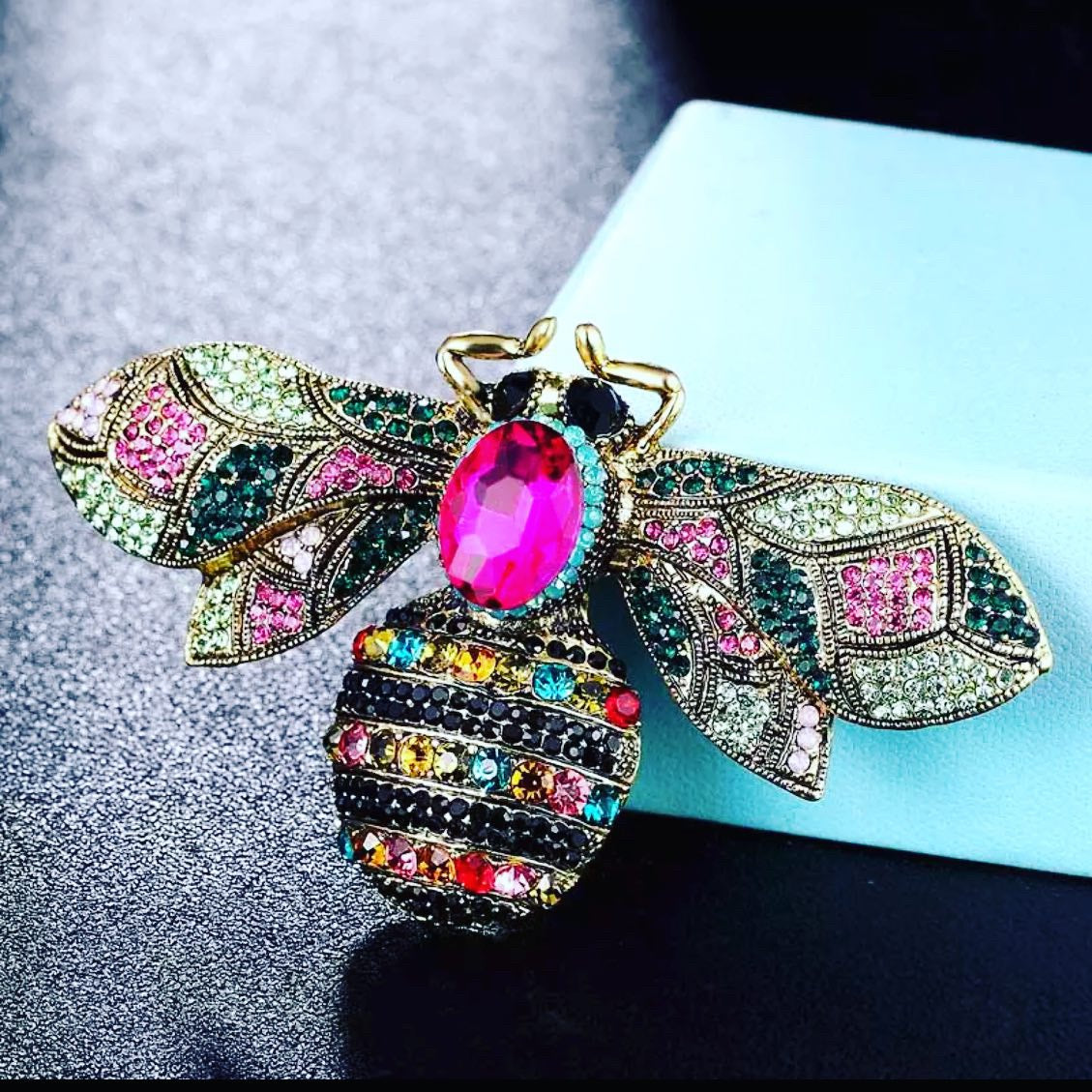 RHINESTONE BEE PIN BROOCH