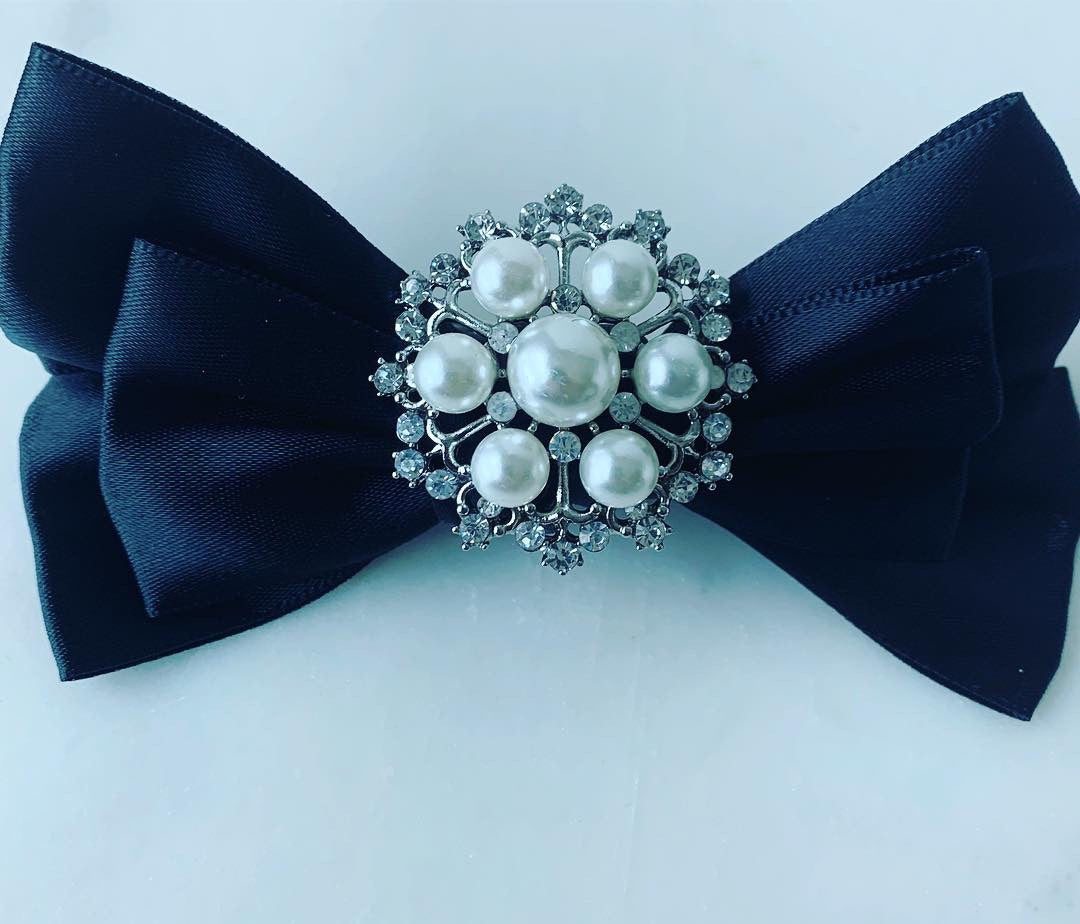 BESPOKE BOWS WITH EMBELLISHMENTS