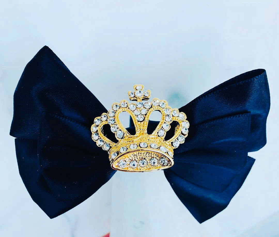 BESPOKE BOWS WITH EMBELLISHMENTS