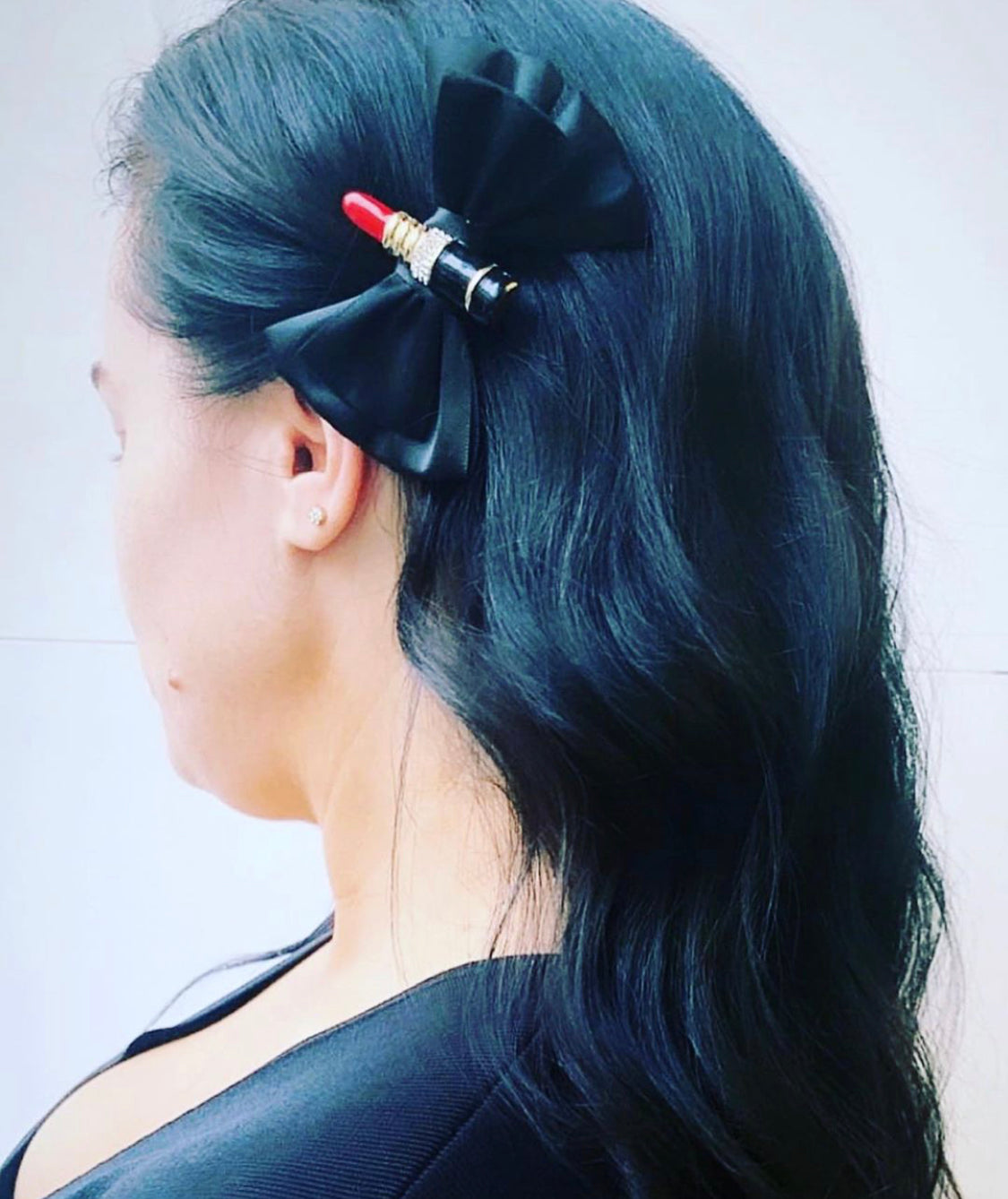 BESPOKE BOWS WITH EMBELLISHMENTS