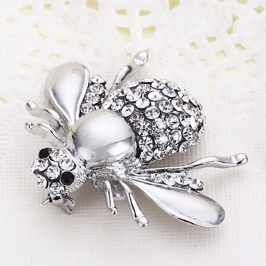 SIGNATURE CRYSTAL BEE BROOCH