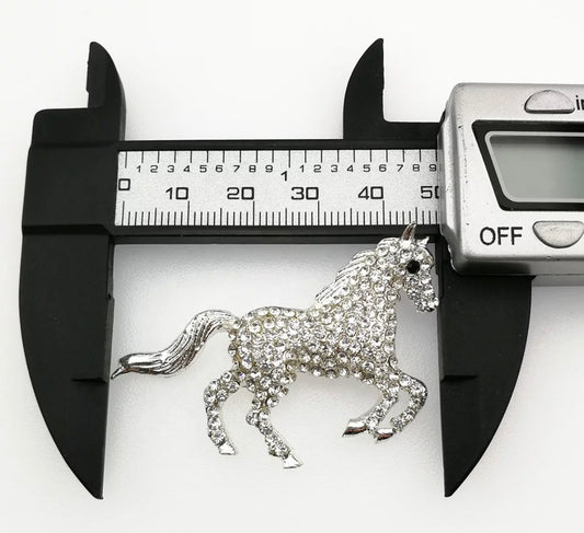 CRYSTAL HORSE BROOCH SILVER