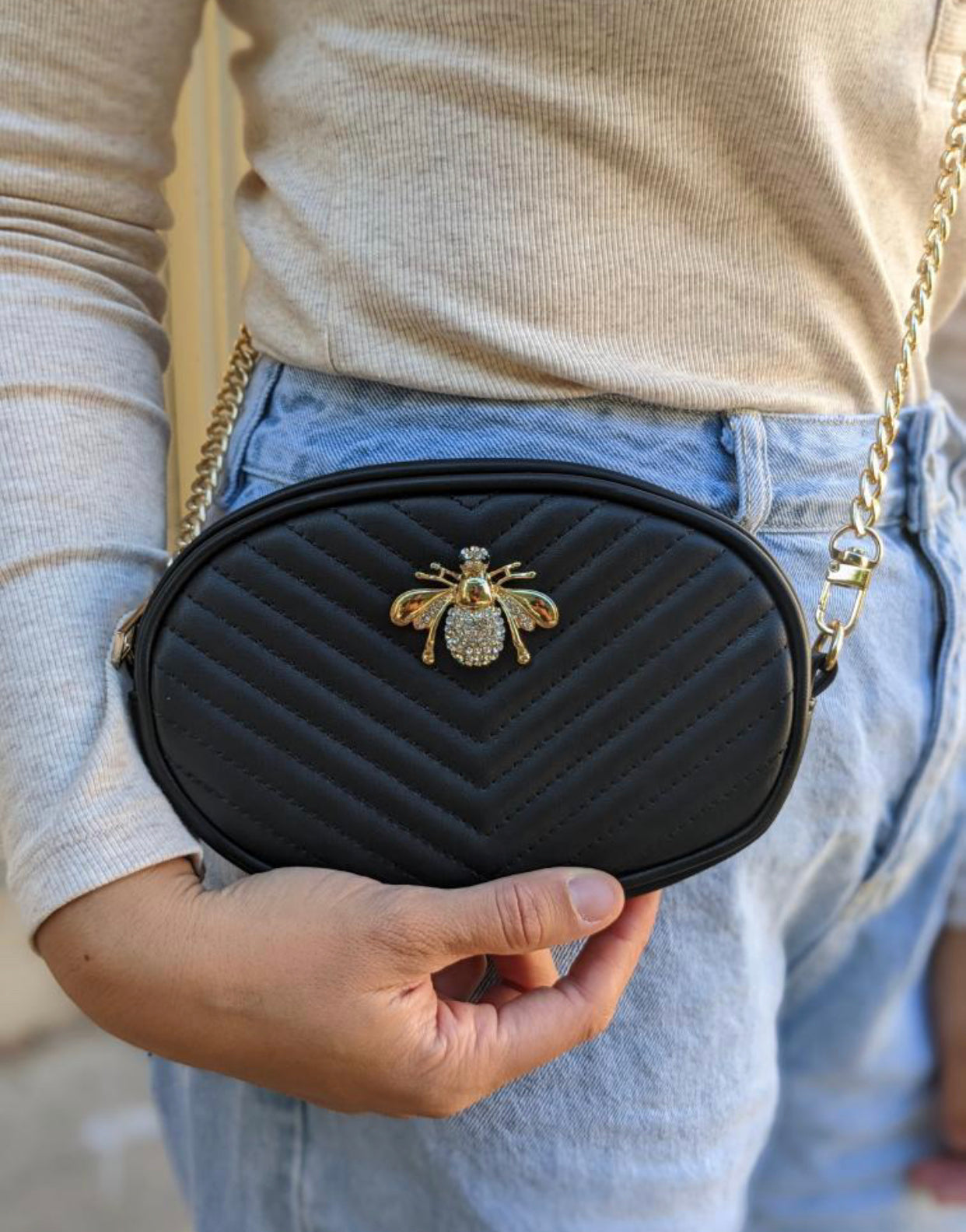 Multitasker - 6 ways to wear belt bag/bag with a choice of bee embellishments