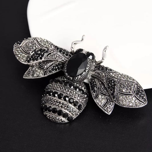 CRYSTAL ENCRUSTED BEE BROOCH (Large 10cm x 6.2cm)